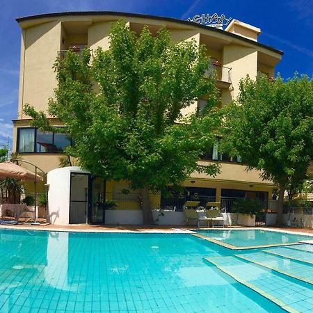 Hotel Mehari Риччоне Экстерьер фото