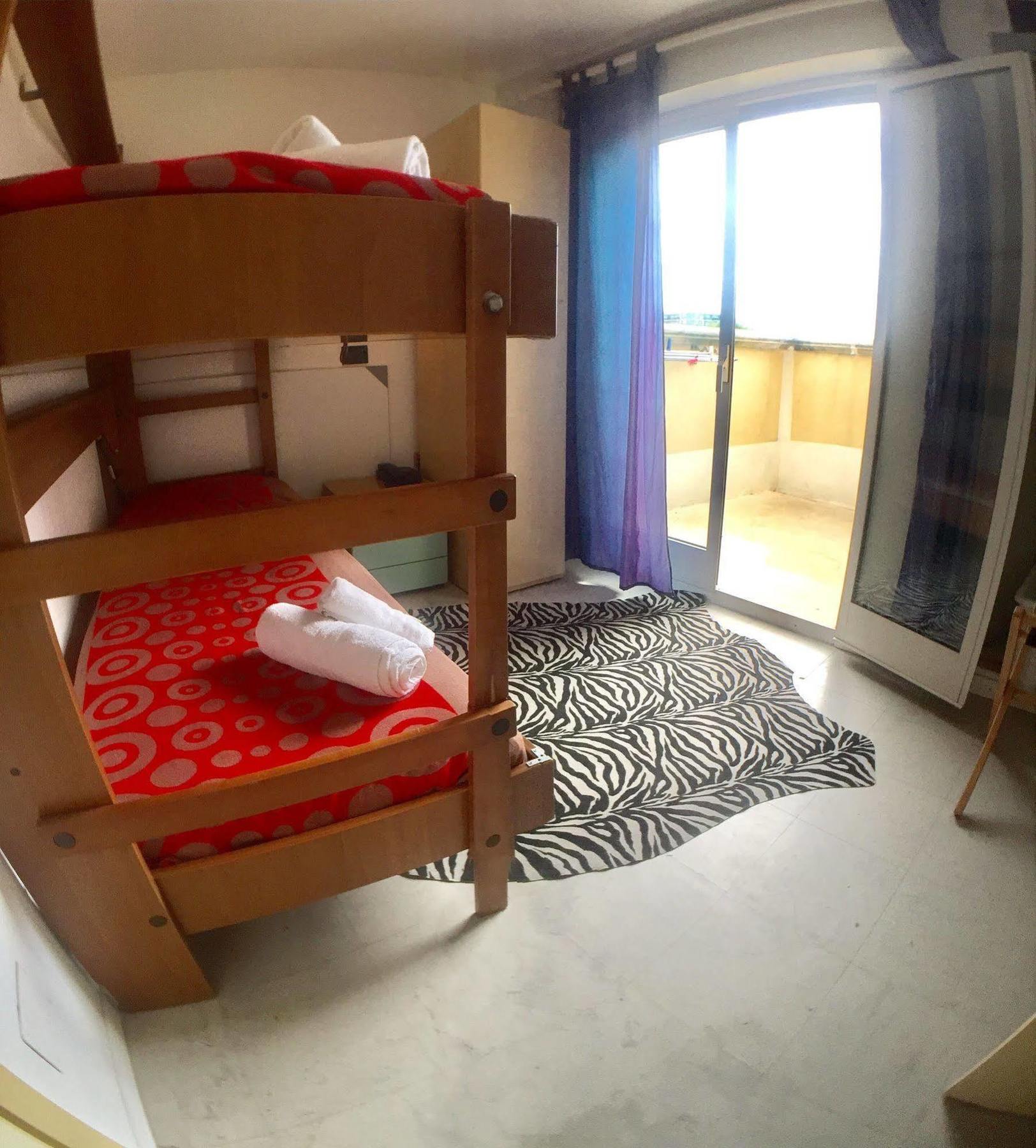 Hotel Mehari Риччоне Экстерьер фото